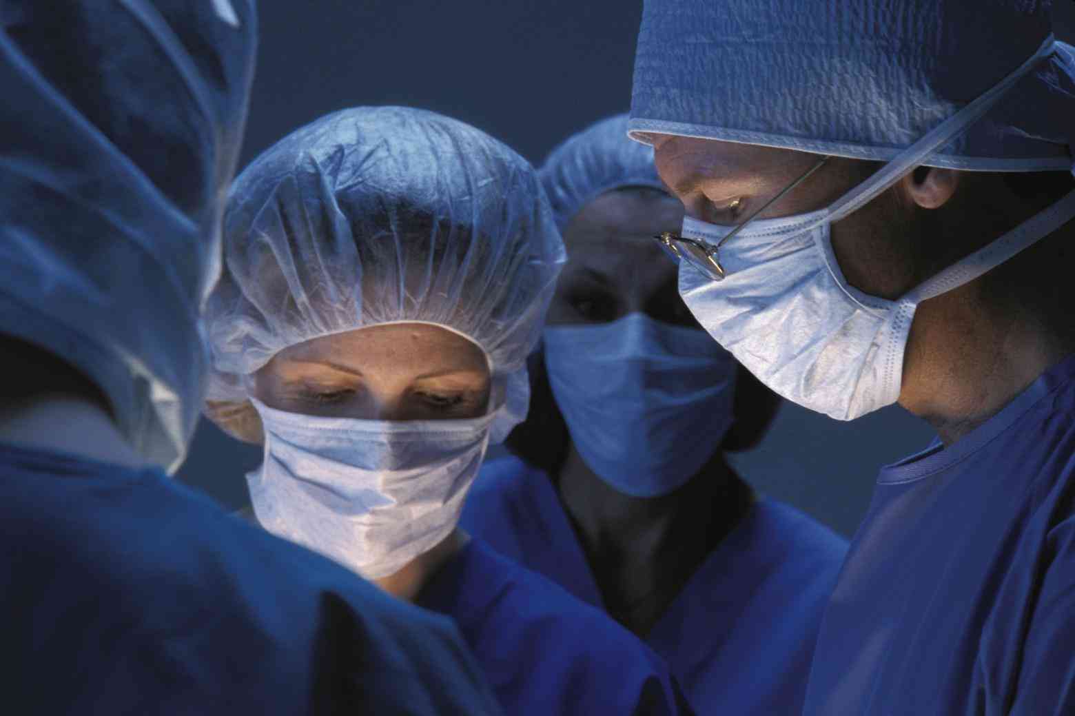 Στο κόκκινο τα χειρουργεία 26 Δημόσιων νοσοκομείων! Η «ακτινογραφία» των ελλείψεων