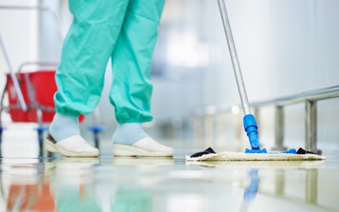 Τέλος οι ατομικές συμβάσεις καθαριότητας στα νοσοκομεία! Έρχεται νέα τροπολογία για 24μηνες συμβάσεις