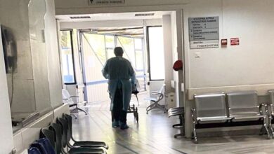 Κορονοϊός: Δεν κατέρρευσε το Λαϊκό νοσοκομείο υποστηρίζει η Διοίκηση – Μιλά για διασπορά ψευδών ειδήσεων