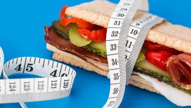 Διαλειμματική νηστεία: Οι κίνδυνοι των 8 ωρών διατροφής