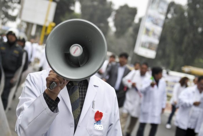 χωρίς νοσοκομεία λόγω της απεργίας των νοσοκομειακών γιατρών